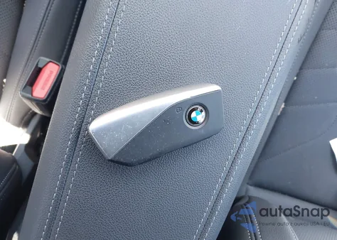 2023 BMW X1 xDrive28I z USA, uszkodzony, nr VIN WBX73EF0XP5V88404